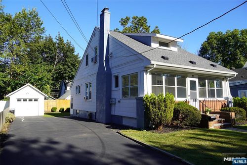 37 Hawthorne Ave, Park Ridge, NJ, 07656-1249 | Card Image