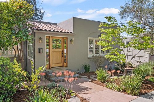 1788 San Lorenzo Ave, Berkeley, CA, 94707 | Card Image