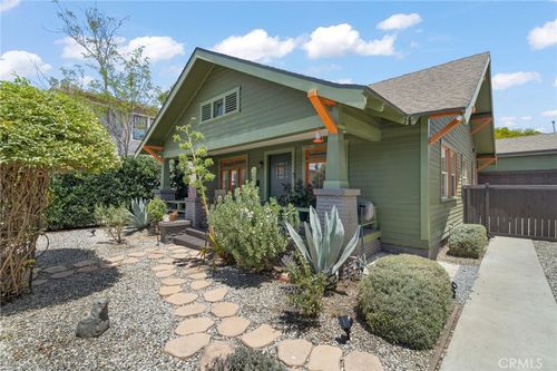 1014 Magnolia Ave, Long Beach, CA, 90813-4130 | Card Image