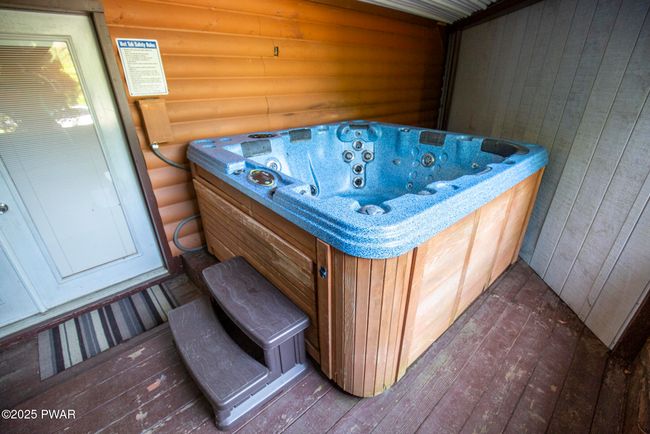 Hot Tub | Image 39