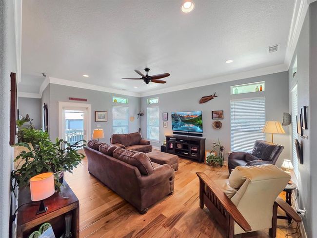 906 Westview, House other with 4 bedrooms, 3 bathrooms and 2 parking in Crystal Beach TX | Image 18