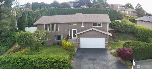 7909 Englewood Crest Dr, Yakima, WA, 98908-1116 | Card Image