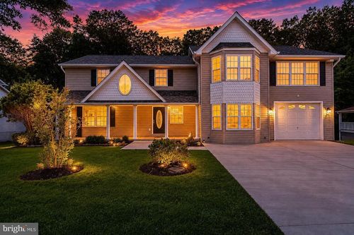 9312 Fox Run Dr, CLINTON, MD, 20735-3047 | Card Image