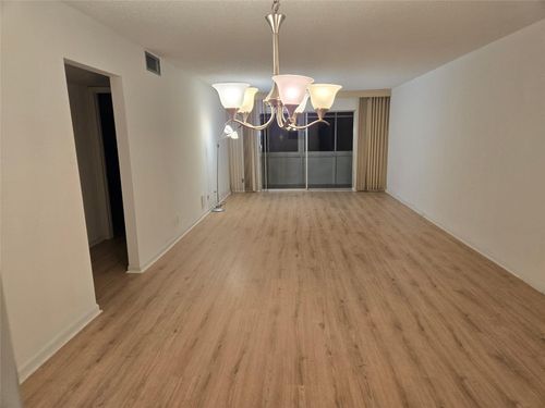 g1-3004 Portofino Isle, Coconut Creek, FL, 33066-1211 | Card Image