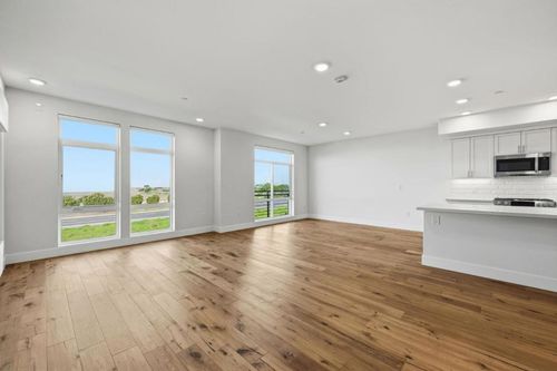 unit-209-400 Mariners Island Blvd, San Mateo, CA, 94404-1079 | Card Image