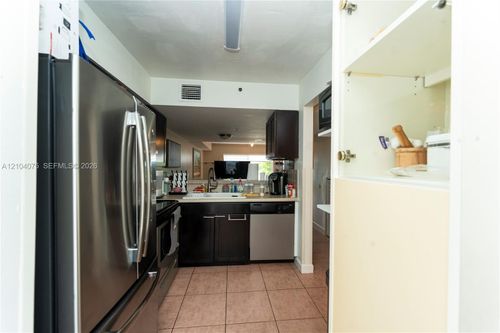 19-3-158 Riviera Cir, Weston, FL, 33326-3115 | Card Image