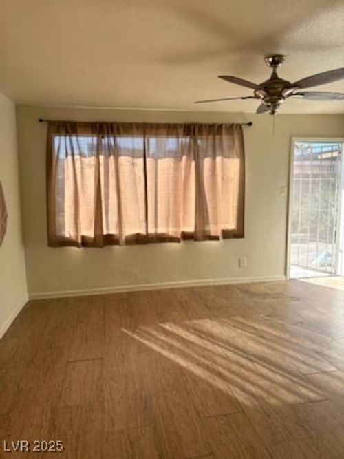 a-1318 Rexford Pl, Las Vegas, NV, 89104-1400 | Card Image