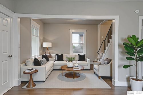 4531 N 39th St, Omaha, NE, 68111-2230 | Card Image