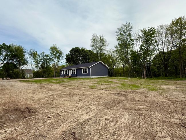 2827 Green Acres Dr, House other with 3 bedrooms, 2 bathrooms and null parking in Mulliken MI | Image 25