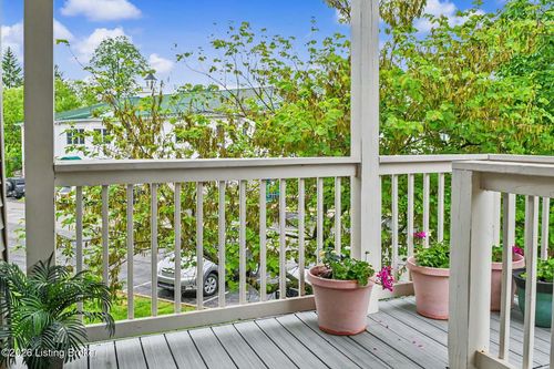 13220 Prospect Glen Way, Prospect, KY, 40059-8177 | Card Image