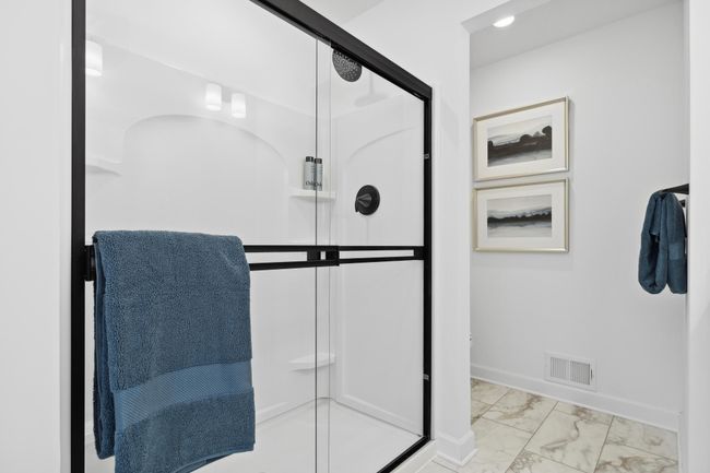(*Photo of decorated model, actual homes colors and finishes will vary) | Image 17