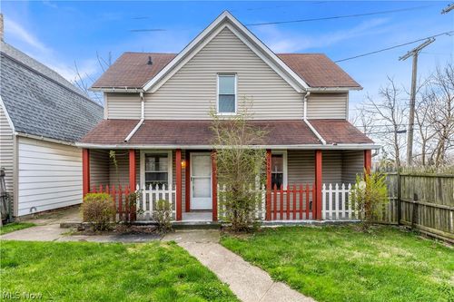 7947back-house-7945 Lorain Avenue, Cleveland, OH, 44102 | Card Image