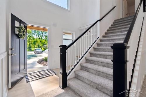 1202 S Hemlock Rd, Hemlock, MI, 48626-8720 | Card Image