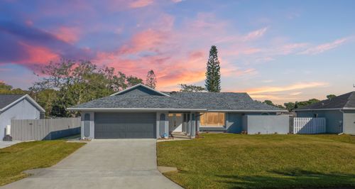 121 Se Lakehurst Dr, Port St Lucie, FL, 34983-2681 | Card Image