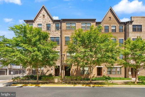 20754 Wood Quay Dr, STERLING, VA, 20166-8995 | Card Image