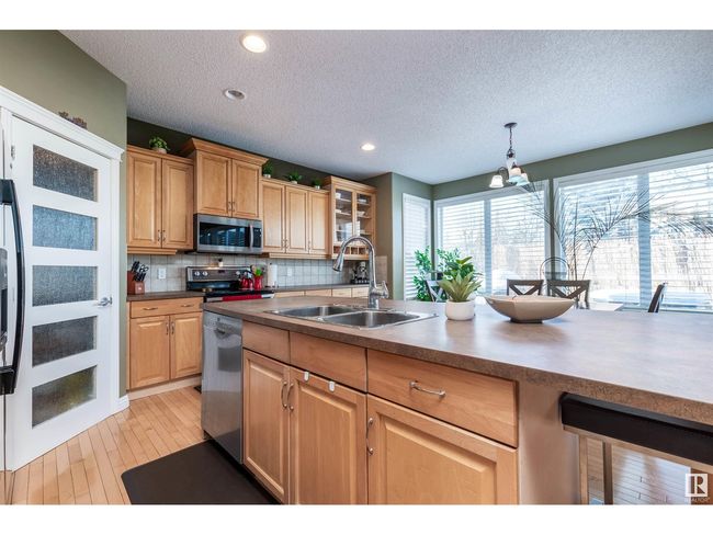 446 Sparling Crt Sw, House other with 4 bedrooms, 4 bathrooms and 4 parking in Edmonton AB | Image 13