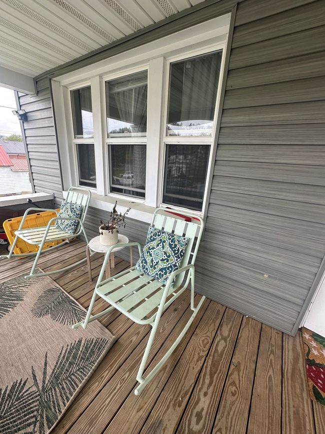 103 E Virginia St, House other with 4 bedrooms, 3 bathrooms and null parking in Galax VA | Image 49
