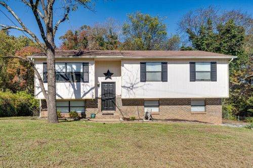 7009 Glacier Ln, Harrison, TN, 37341-9204 | Card Image