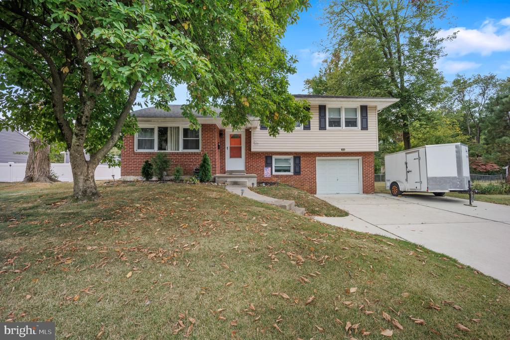Bradford Rd, Cherry Hill, NJ 08034
