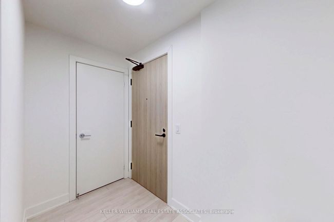 412 - 15 Mercer St, Condo with 2 bedrooms, 2 bathrooms and null parking in Toronto ON | Image 7
