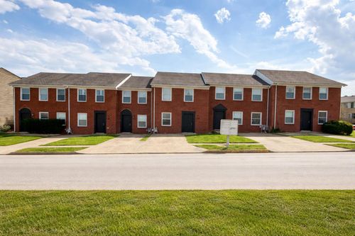 200 Strawberry Ln, Nicholasville, KY, 40356-2341 | Card Image
