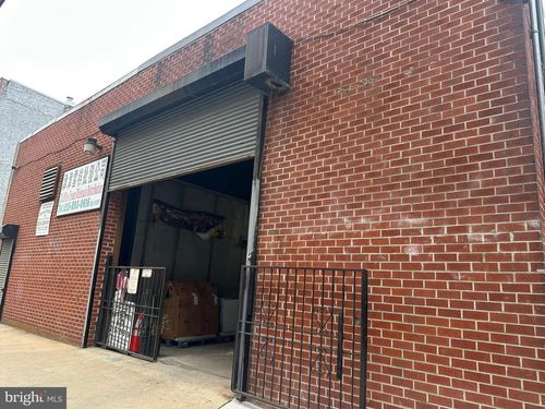 1112 S 15th St, PHILADELPHIA, PA, 19146-3139 | Card Image