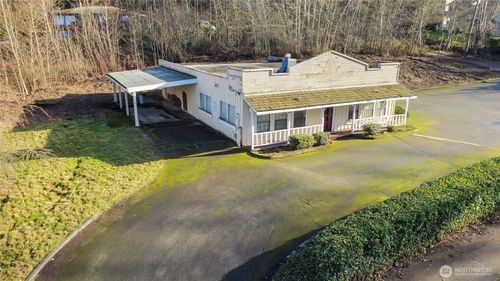 2401 S Meridian, Puyallup, WA, 98373 | Card Image