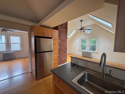7 Aberdeen Dr, Huntington, NY, 11743-2807 | Card Image