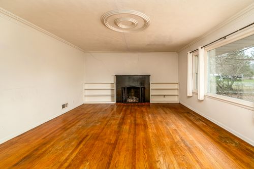 1109 W Hill Ave, Carbondale, IL, 62901-2461 | Card Image