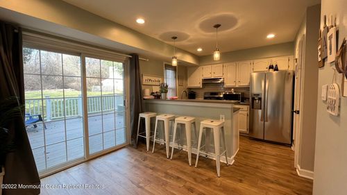 39 Duncan Way, Freehold, NJ, 07728-4354 | Card Image