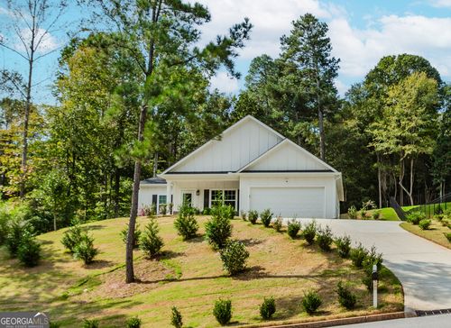 92 Belmont Park Dr, Commerce, GA, 30529-2566 | Card Image