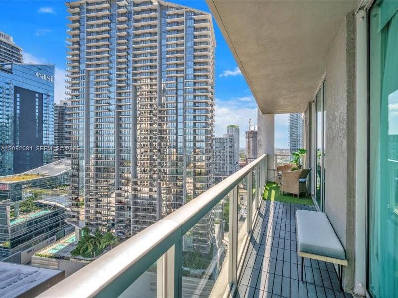 Residential Lease in Miami 4