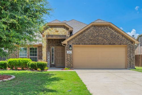 109 Honesuckle Lane Lane, Waxahachie, TX, 75165 | Card Image