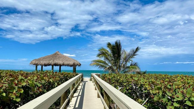 APT-504 - 5059 N Highway A1a, Condo with 2 bedrooms, 2 bathrooms and null parking in Hutchinson Island FL | Image 58