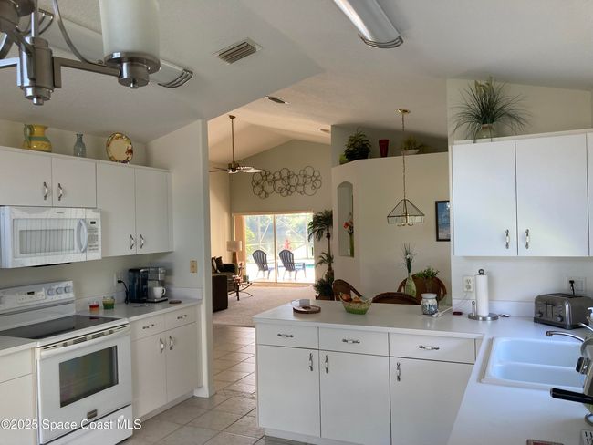 2634 Vining St, House other with 3 bedrooms, 2 bathrooms and null parking in Melbourne FL | Image 10