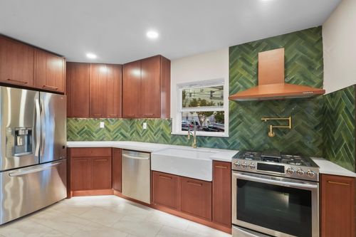 1-650 36th St, Union City, NJ, 07087 | Card Image