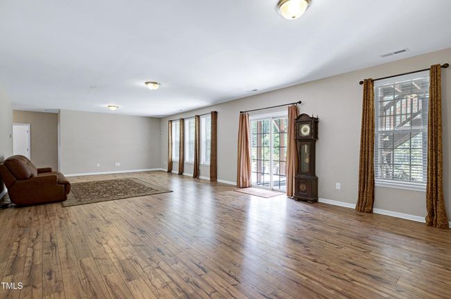 Basement | Image 47