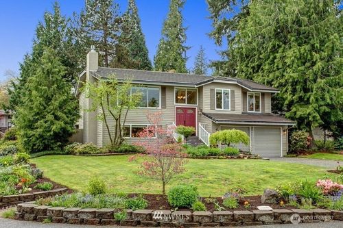 18927 Se 42nd Pl, Issaquah, WA, 98027-9755 | Card Image