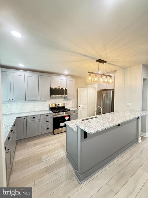 6019 N 12th Street, PHILADELPHIA, PA, 19141 | Card Image