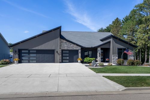3633 Walters Way, JANESVILLE, WI, 53546-8711 | Card Image
