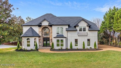 9163 Linksvue Drive, Knoxville, TN, 37922 | Card Image