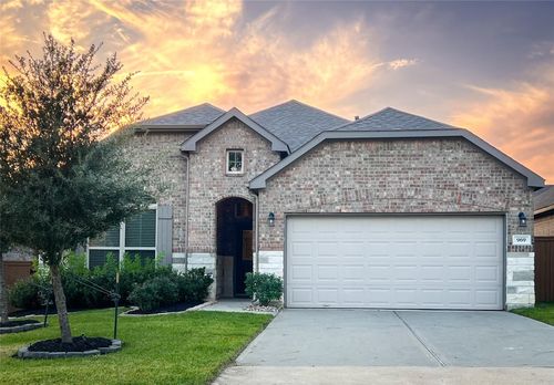 969 Golden Willow Ln, Conroe, TX, 77304-3141 | Card Image