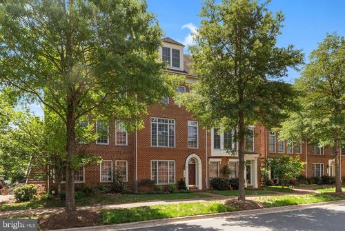 454 Ferdinand Day Dr, ALEXANDRIA, VA, 22304-8700 | Card Image