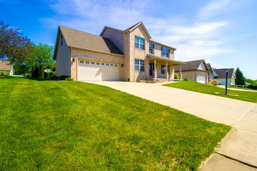 2550 Honelee Ct, Valparaiso, IN, 46385 | Card Image