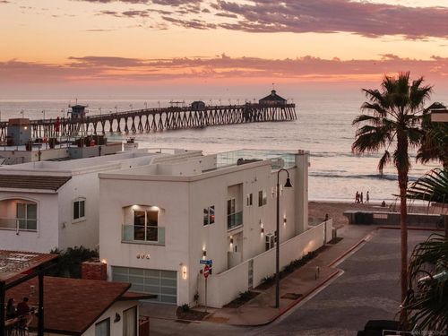 806 Ocean Ln, Imperial Beach, CA, 91932-1820 | Card Image