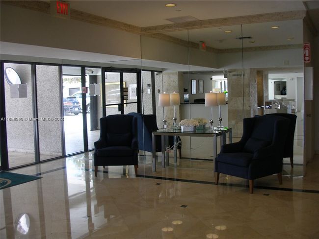 APT-810 - 2625 Collins Ave, Condo with 1 bedrooms, 2 bathrooms and null parking in Miami Beach FL | Image 24