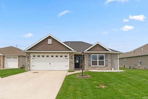 10253 Chesterhills Ct, New Haven, IN, 46774-9233 | Card Image