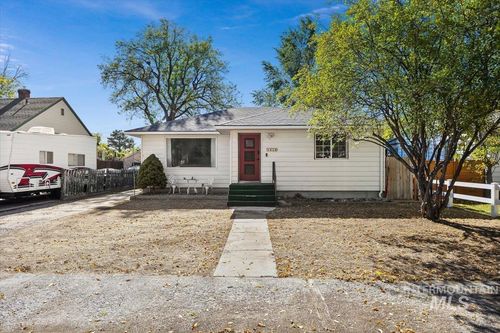1412 7th Ave E, Twin Falls, ID, 83301-6918 | Card Image
