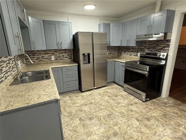 1815 Cherry St, House other with 3 bedrooms, 1 bathrooms and null parking in Aberdeen WA | Image 12