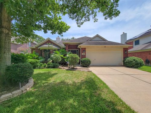 2431 Edgewood Dr, Missouri City, TX, 77459-2922 | Card Image